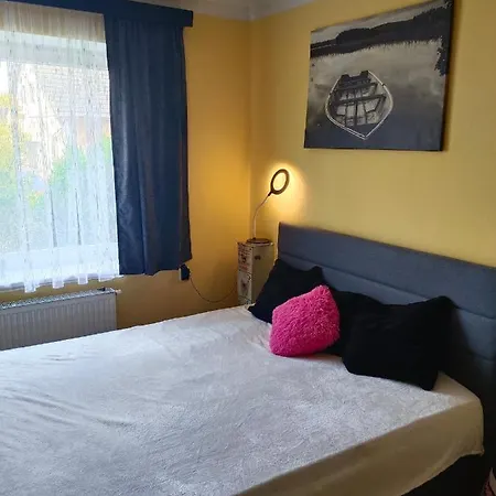 Haus Am Ende - Wald Ruhe Whirpool 10 Min From Prague Country house *